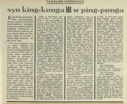 Syn King-Konga gra w ping-ponga