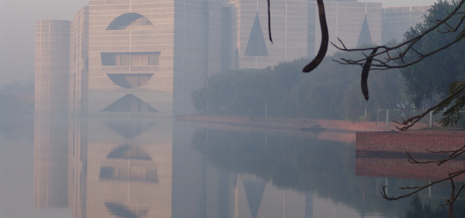 Louis Kahn i mistyka architektury Parlament Bangladeszu w Dakce