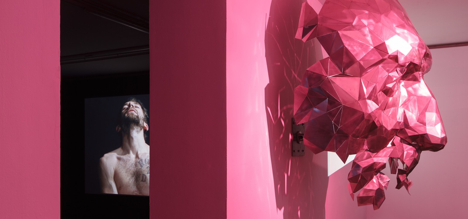Techno, teatr, tekstura, tektura