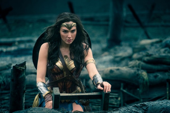 Fotos z filmu „Wonder Woman” w reżyserii Patty Jenkins (2017); na zdjęciu odtwórczyni roli głównej, Gal Gadot