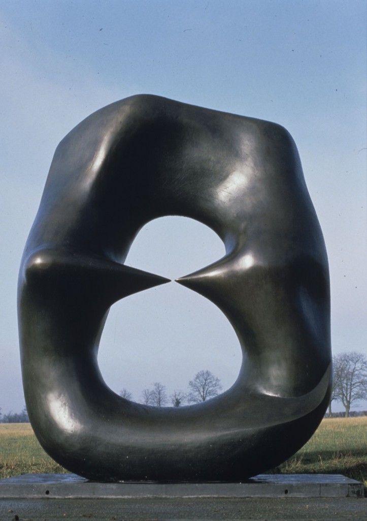 Henry Moore, „Oval with Points” (Owal z punktami), 1968–1970, © Henry Moore Foundation