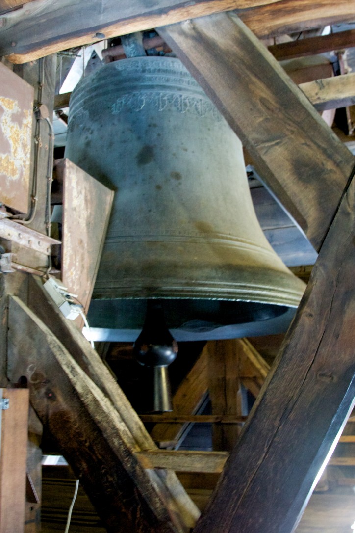 dzwon „Emmanuel” w południowej wieży Notre-Dame, zdjęcie: Julian Fong/ Wikimedia Commons (CC BY-SA 2.0)