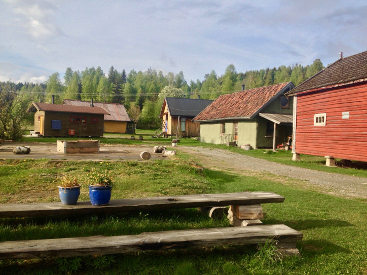 Domy na farmie w ekowiosce Hurdal, Norwegia; zdjęcie: Marcin Krassowski