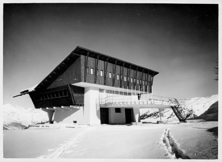 Ski lift station at Lago Nero. Photo courtesy of Museo Casa Mollino in Turin