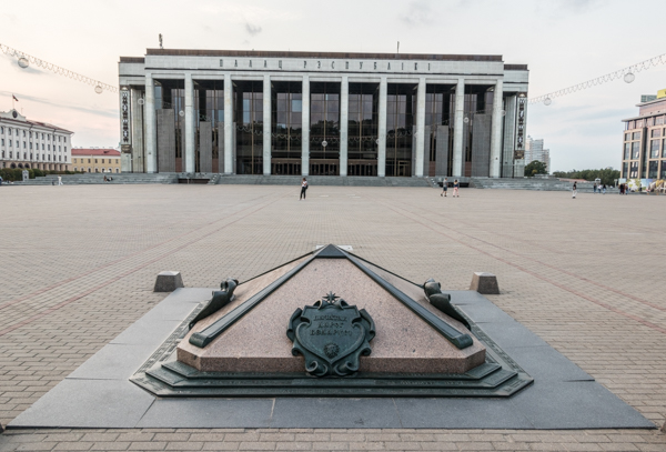  October Square in Minsk. Photo by David/flickr (CC BY-NC-ND 2.0)