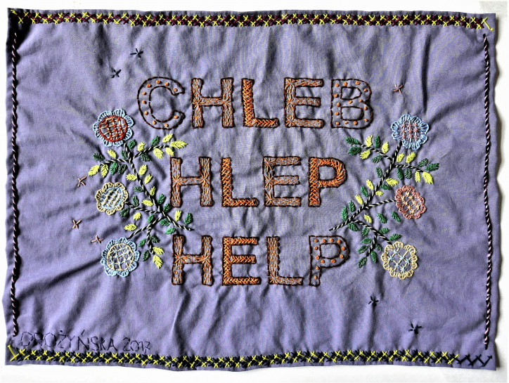 Monika Drożyńska, „Chleb Hlep Help”, 2017, fot. dzięki uprzejmości Biuro Wystaw / Fundacja Polskiej Sztuki Nowoczesnej