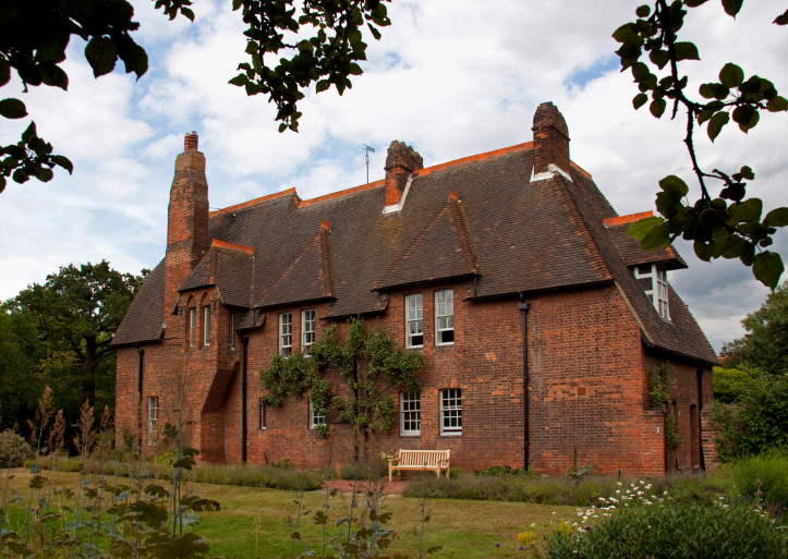 The Red House – the home of William Morris in London
