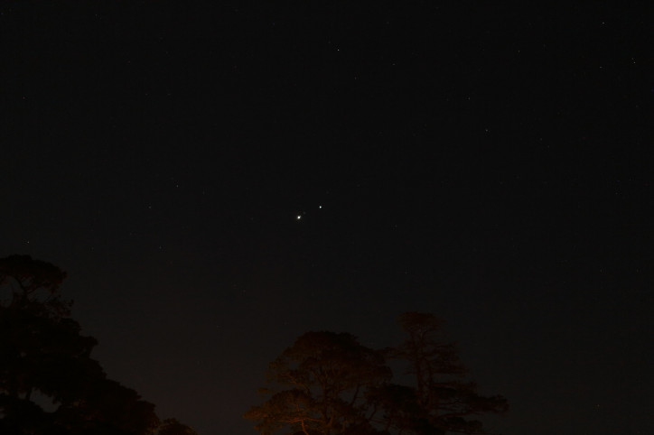Koniunkcja Jowisza i Saturna, 18.12.2020 r., zdjęcie: Ed Dunens / Flickr (CC BY 2.0)