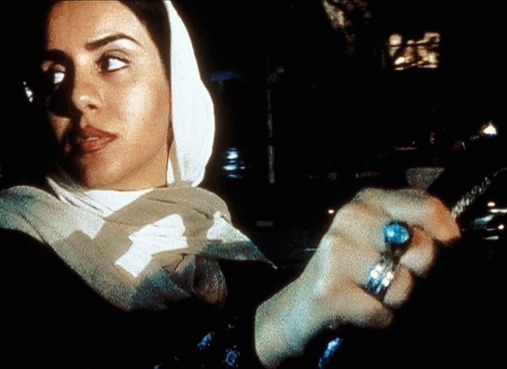 Mania Akbari w filmie „Ten” Abbasa Kiarostamiego, 2002 r.; zdjęcie: AF archive/Alamy Stock Photo