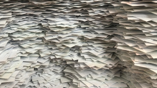 Siódme życie papieru – Między śmieciami ♫